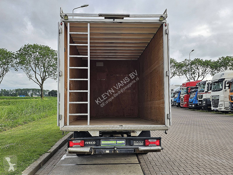 Furgoneta Iveco