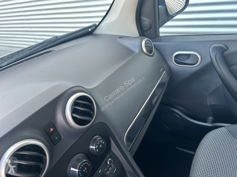 Veicolo commerciale Mercedes CITAN TOURER M1/N1