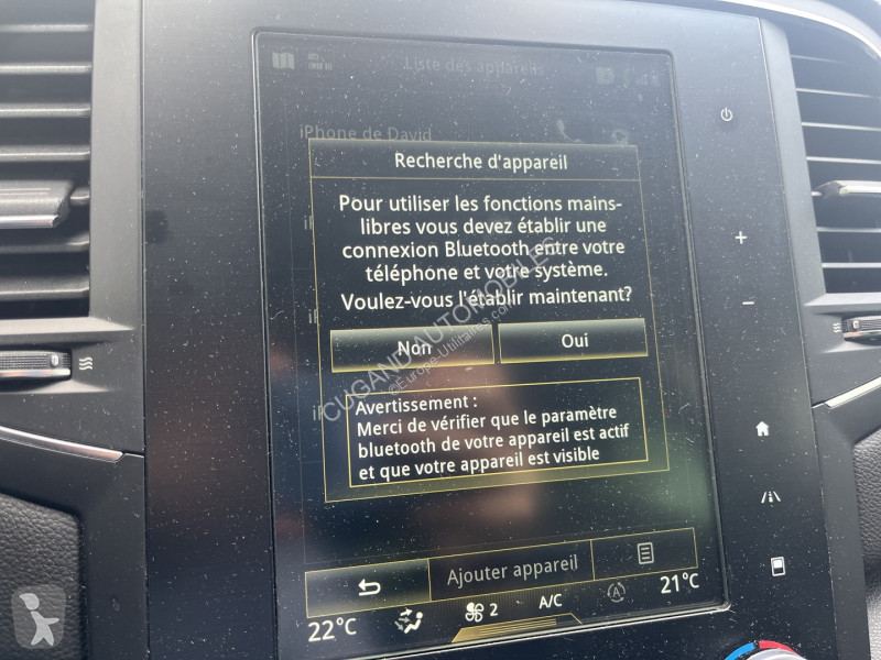 Véhicule utilitaire Renault MEGANE IV ESTATE...
