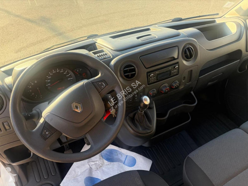 عربة نفعية Renault 2.3L - DCi130 MASTER