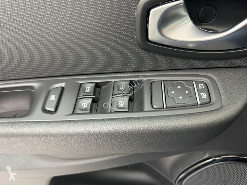 عربة نفعية Renault Estate 0.9 TCe 90 Zen