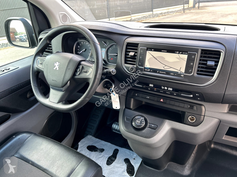 عربة نفعية Peugeot 2.0 Bluehdi 120 Premium Pack...