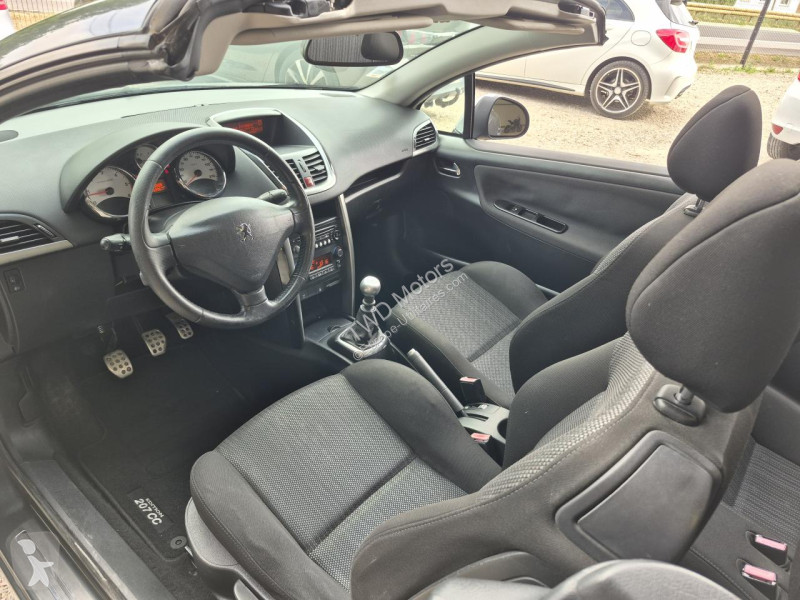 Véhicule utilitaire Peugeot 207 CC 1.6 HDi -...