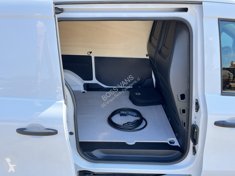Furgoneta Mercedes 112 51kWh L2 284 WLTP 98%...