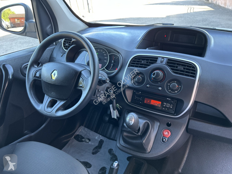 Véhicule utilitaire Renault 1.5 Blue dci 95...