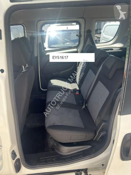 Furgoneta Fiat DOBLO MIXTA