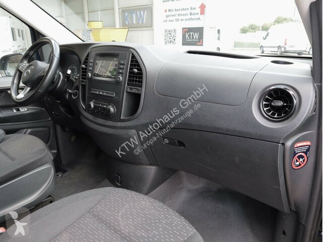 Véhicule utilitaire Mercedes Vito 114...