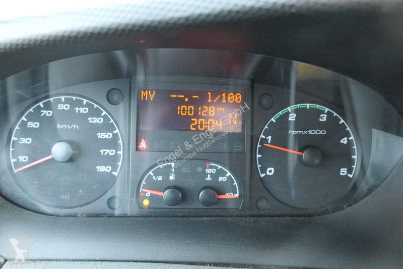 Furgoneta Iveco Daily 35 S11 C30C AUTOMATIK...