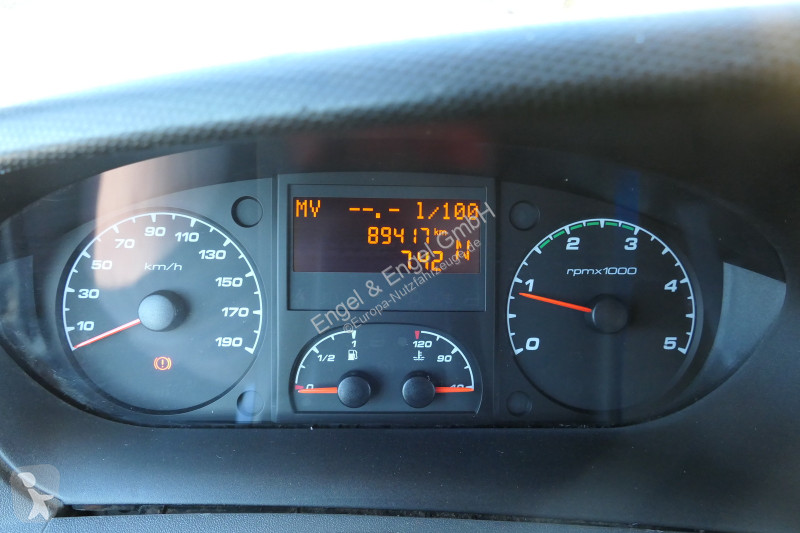Veicolo commerciale Iveco Daily 35 S11 C30C...
