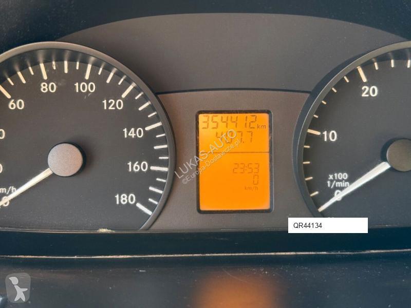 Samochód dostawczy Mercedes SPRINTER 516 3,5 T...