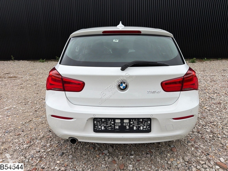 Véhicule utilitaire BMW 116 D 1-serie