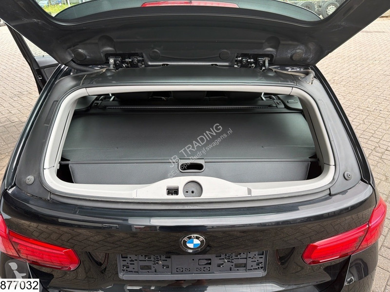 عربة نفعية BMW 3-serie