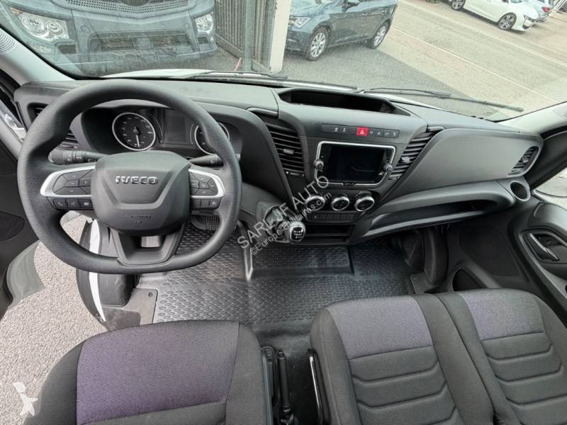 Samochód dostawczy Iveco