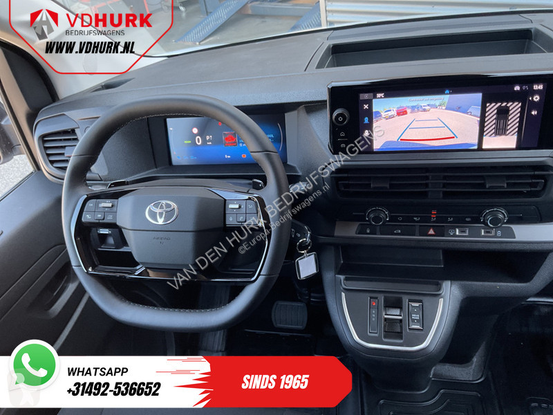 Samochód dostawczy Toyota 230 km WLTP...