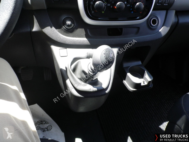 عربة نفعية Renault