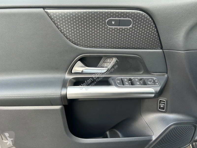 Véhicule utilitaire Mercedes B 180...