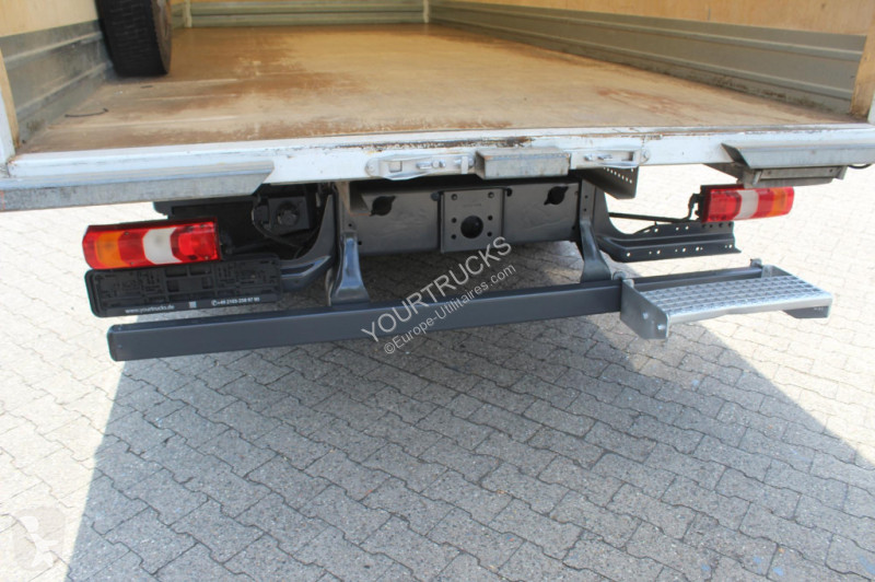 Camion Mercedes 816 Koffer 6,12m Schalter 179 Tkm