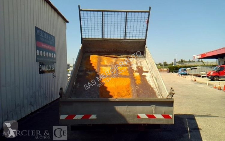 عربة نفعية Iveco