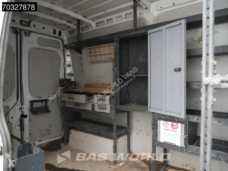 Bedrijfswagen Iveco 35C14 Dubbellucht L2H2 3,5t...