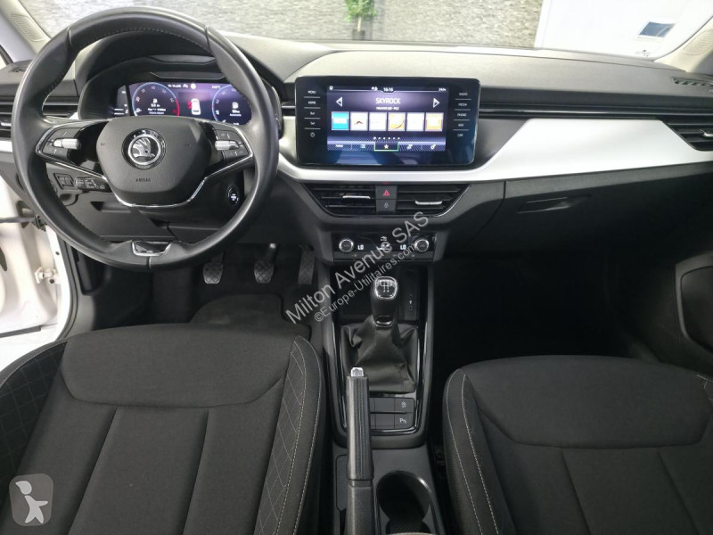 عربة نفعية Skoda KAMIQ 1.0 TSI - 95  Ambition