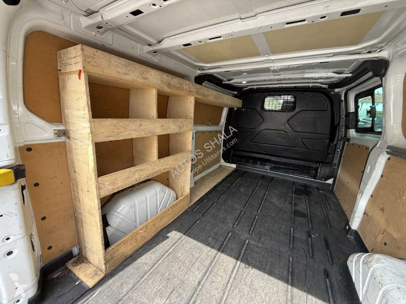 Véhicule utilitaire Ford TRANSIT CUSTOM FG 270...