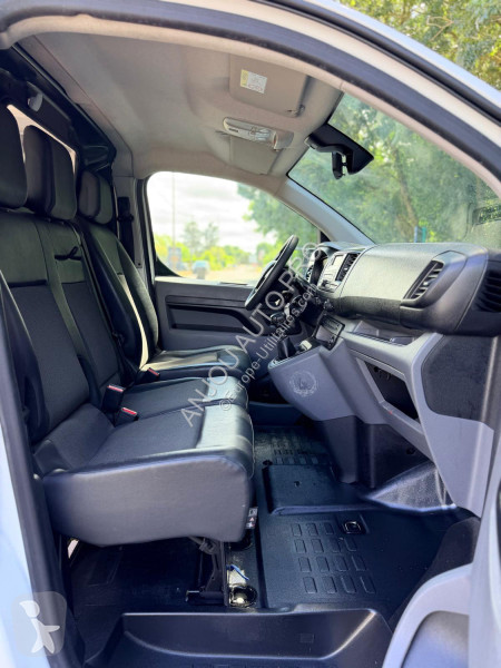 عربة نفعية Toyota LONG 120 D-4D BVM6 DYNAMIC