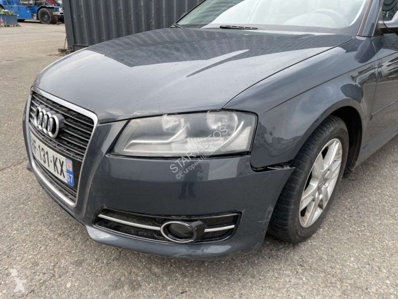عربة نفعية Audi