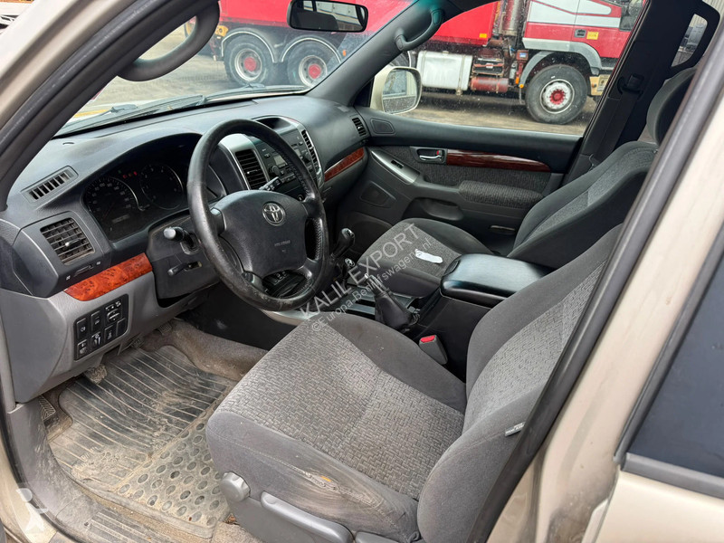 Furgoneta Toyota Prado - 4x4 4D - 5 Seats -...