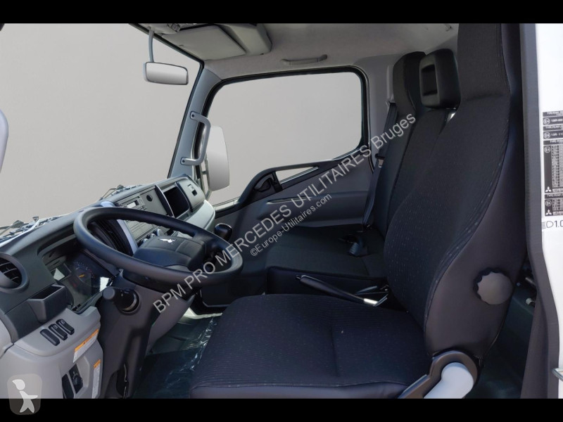 Véhicule utilitaire Fuso CCb 3C15 Empattement...