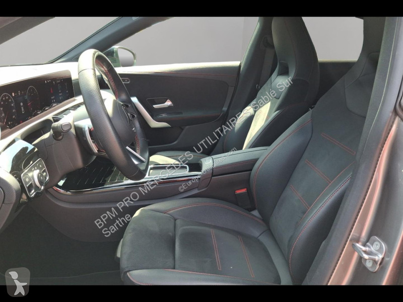 عربة نفعية Mercedes CLA 200 d 150ch AMG Line...