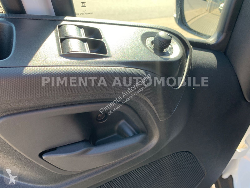 Furgoneta Iveco 70C18H PRITSCHE STAHLBOD 4,80m...