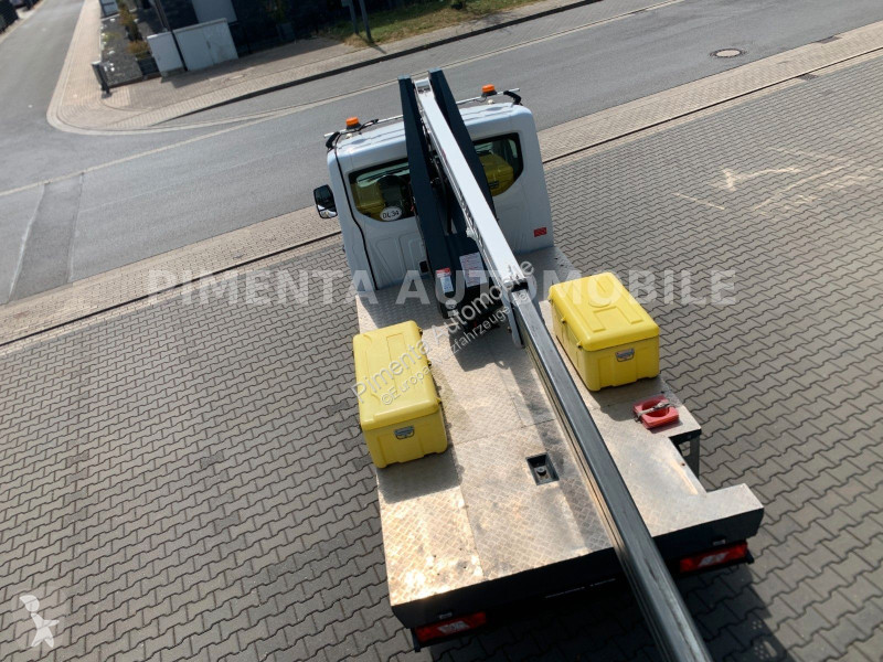 Samochód dostawczy Ford 2.0 TDCI...