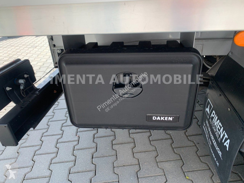 Furgoneta Mercedes 517 43 5t ALU PRITSCHE 4,40m...