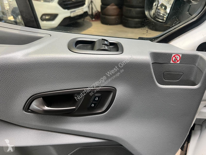 عربة نفعية Ford TDI Maxi DoKa...