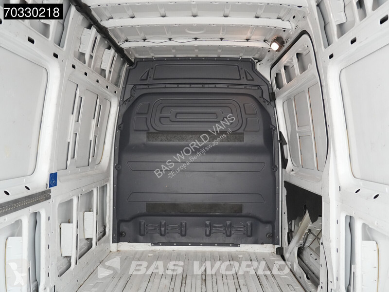 Véhicule utilitaire Mercedes 112 L2H2 100%...