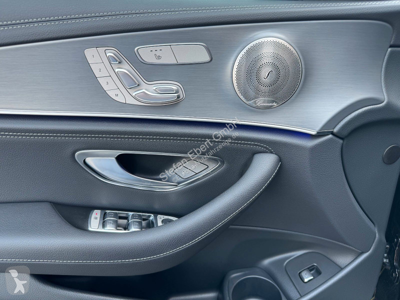 عربة نفعية Mercedes E 400d 4M...