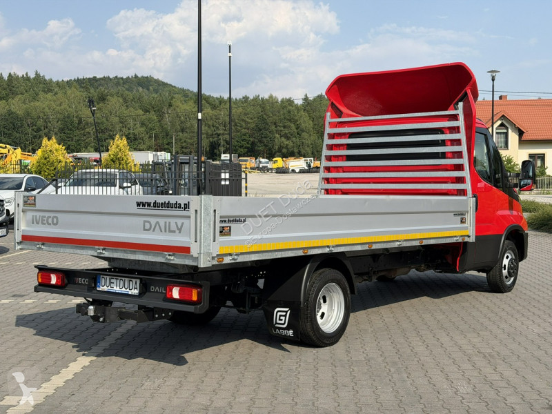 Лекотоварен автомобил Iveco