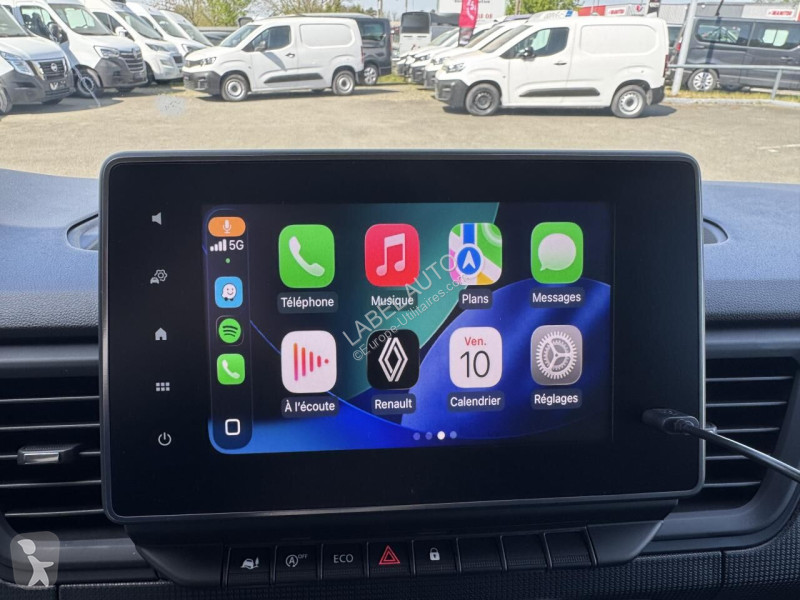 Véhicule utilitaire Renault 2.0