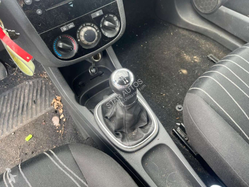 عربة نفعية Opel