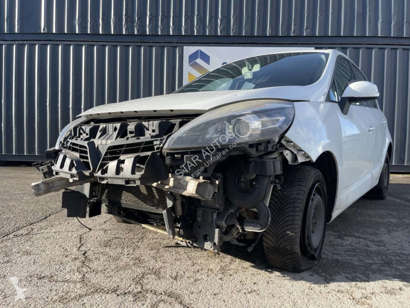 عربة نفعية Renault