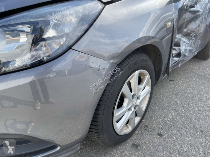 Véhicule utilitaire Opel
