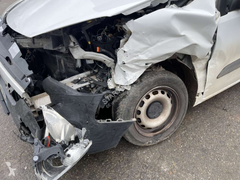 Peugeot  van