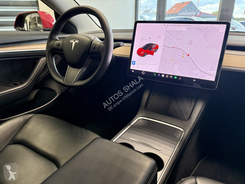 Tesla MODEL 3 LONG-RANGE DUAL MOTOR AWD MY21 van