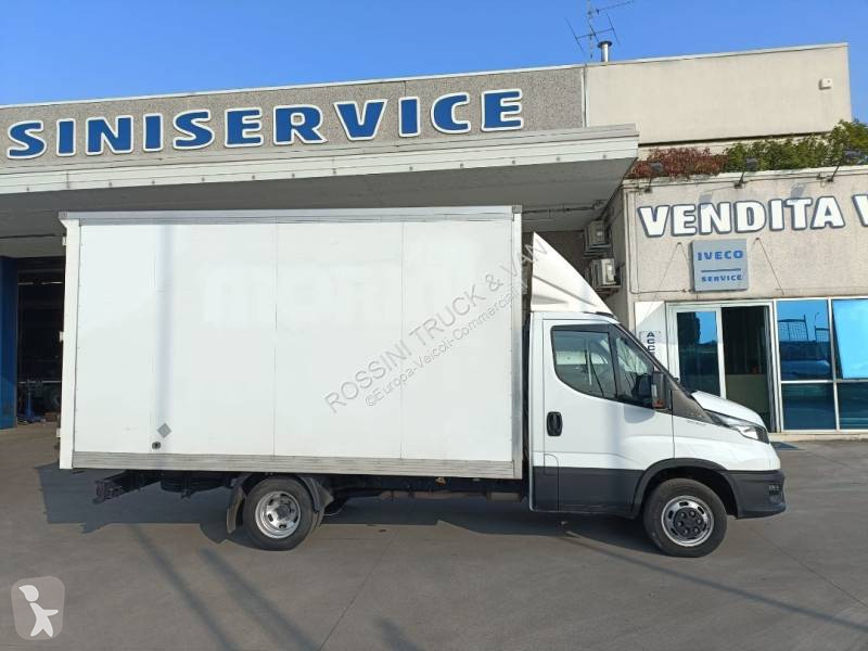 Furgoneta Iveco