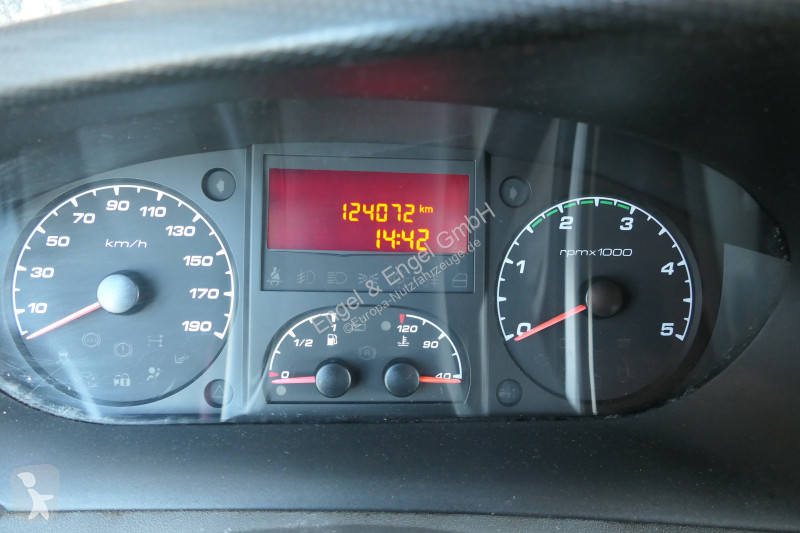 Furgoneta Iveco Daily 35 S11 C30C AUTOMATIK...