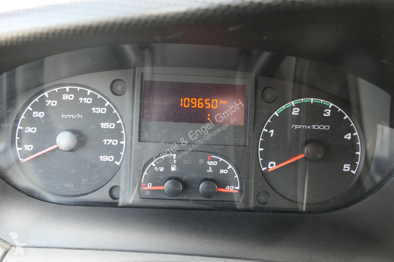 Furgoneta Iveco Daily 35 S11 C30C AUTOMATIK...