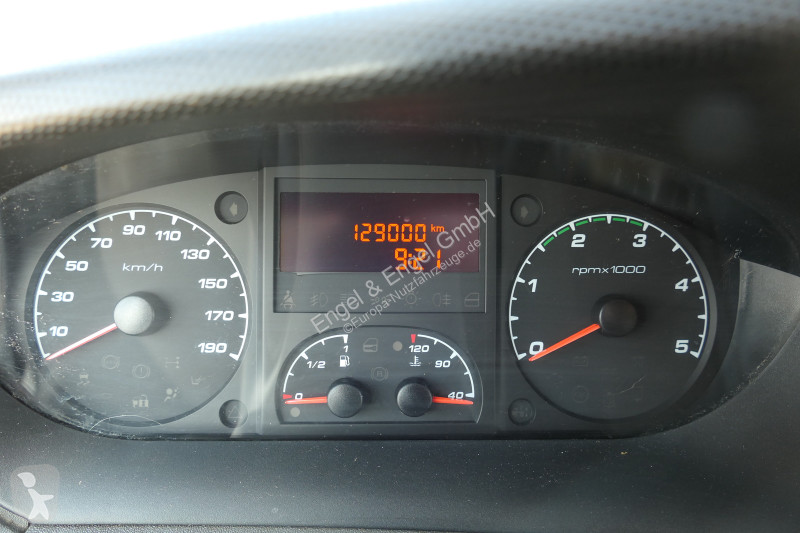 Furgoneta Iveco Daily 35 S11 C30C AUTOMATIK...