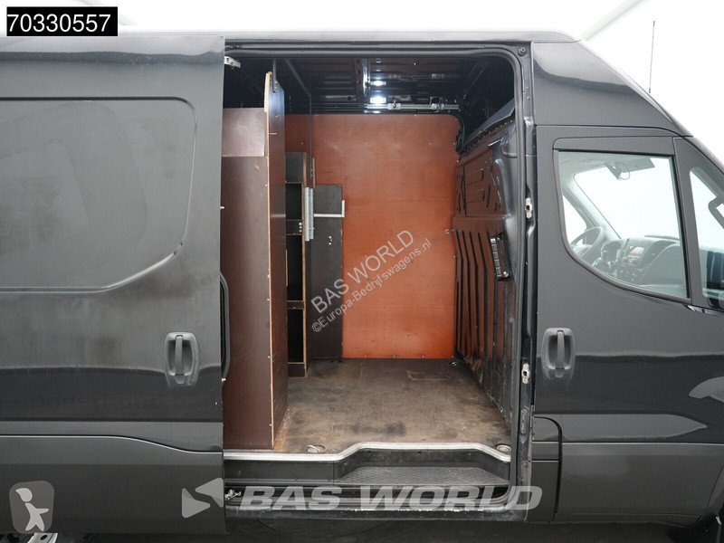 Furgoneta Iveco 35S12 Automaat L1H2 3,5t...