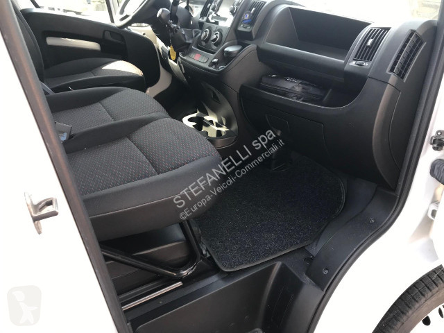 عربة نفعية Citroën Jumper 33 L2H2 2.2 bluehdi...