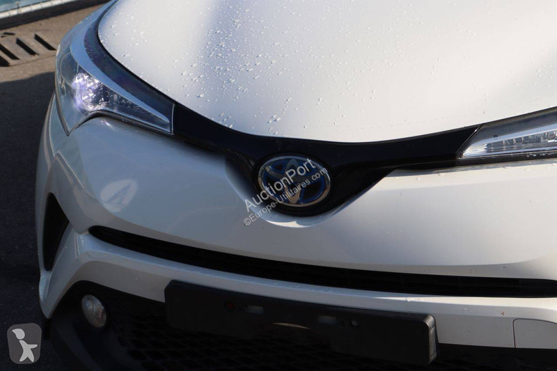 Autoutilitară Toyota Hybrid